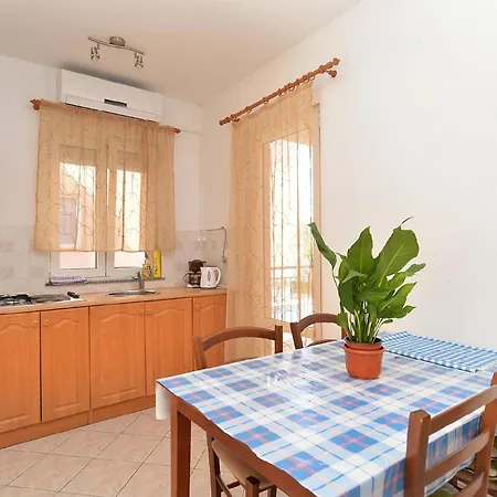 Fuer 5 Personen Ca 54 Qm In Peroj, Istrien Istrische Riviera Apartment